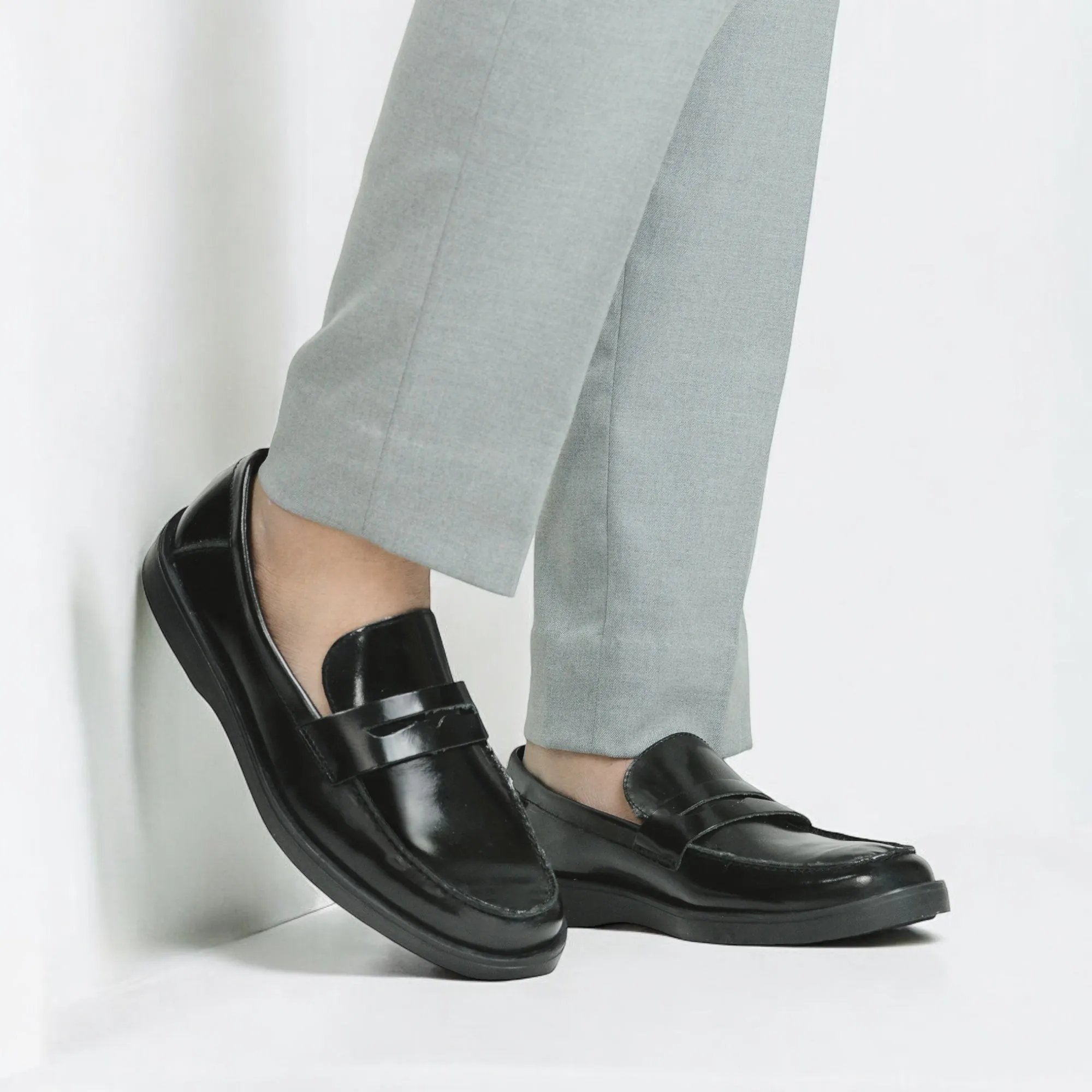 Journie Monarch - Black