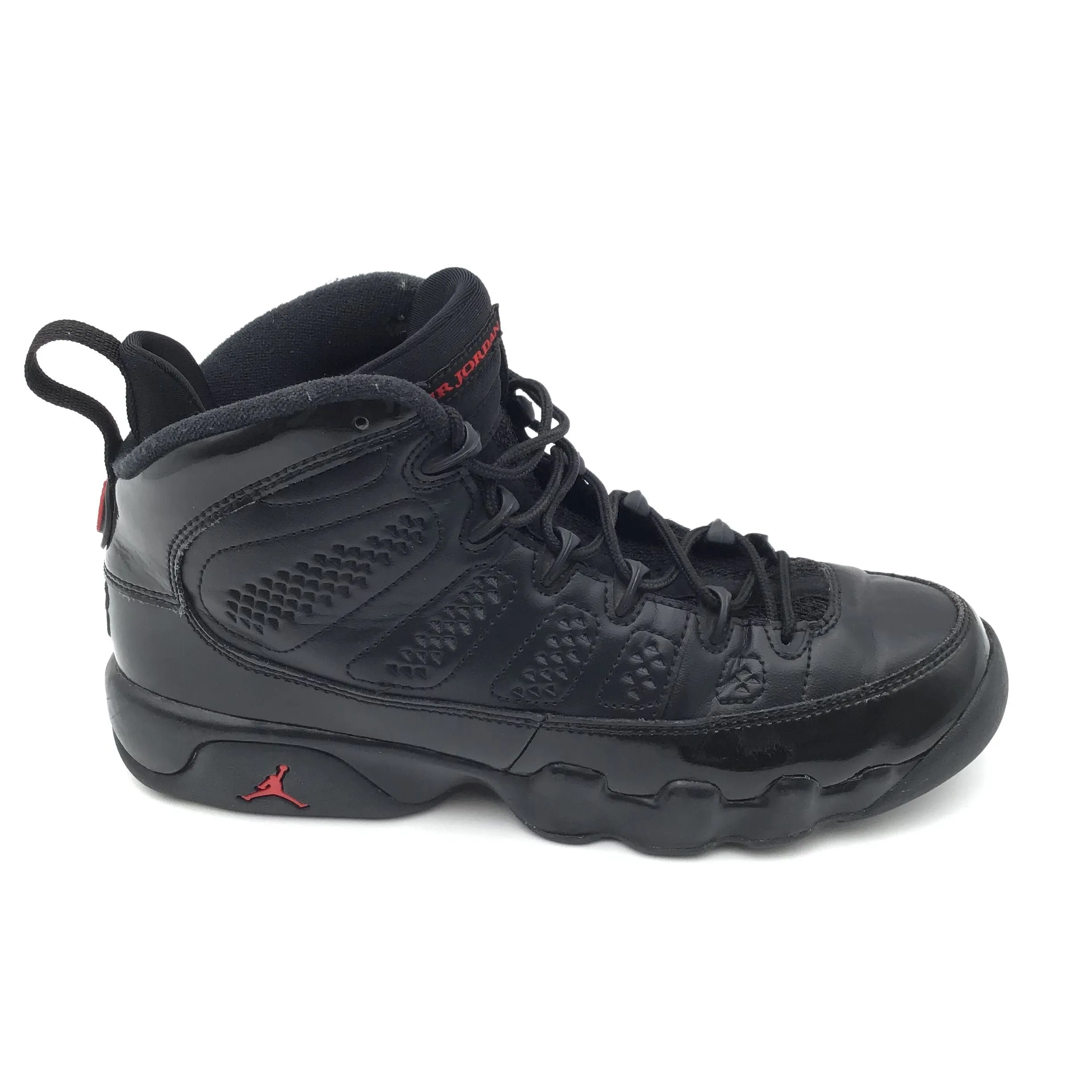 Nike Air Jordan Boy's Retro BG 'Bred' Sneakers-Size: 7Y ( COA)